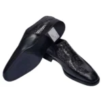 آستر و کفی چرم بز در کفش چرم مردانه اکسون